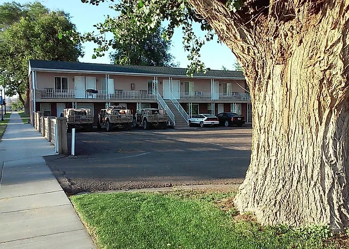 Gunnison Inn
